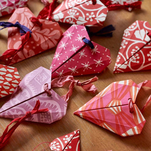 Origami Heart Bunting Kit Cambridge Imprint 