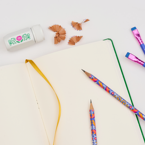 Blackwing Volume 143 - Frida Kahlo - Notebook Essentials Set