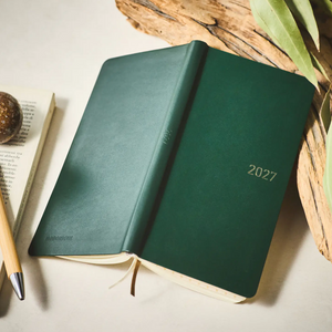 Hobonichi Techo 2027 Weeks Leather: Forest Green