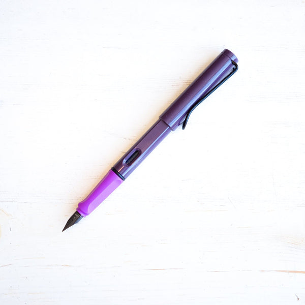 LAMY Safari Fountain Pen - Violet Blackberry LAMY Pen Papillon Press 