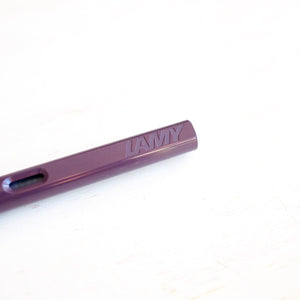 LAMY Safari Fountain Pen - Violet Blackberry LAMY Pen Papillon Press 