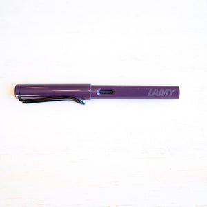 LAMY Safari Fountain Pen - Violet Blackberry LAMY Pen Papillon Press 
