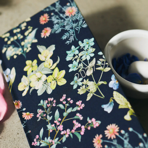 Hobonichi Techo 2027 Weeks Liberty Fabrics: Floral Remedy