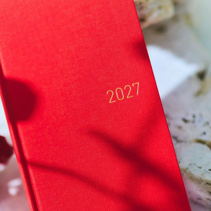 Hobonichi Techo 2027 Weeks Colors: Poppy Red