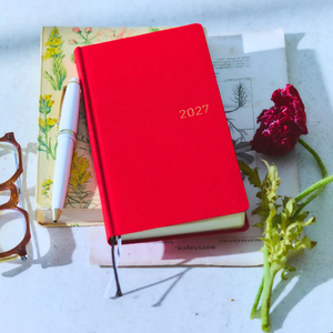 Hobonichi Techo 2027 Weeks Colors: Poppy Red