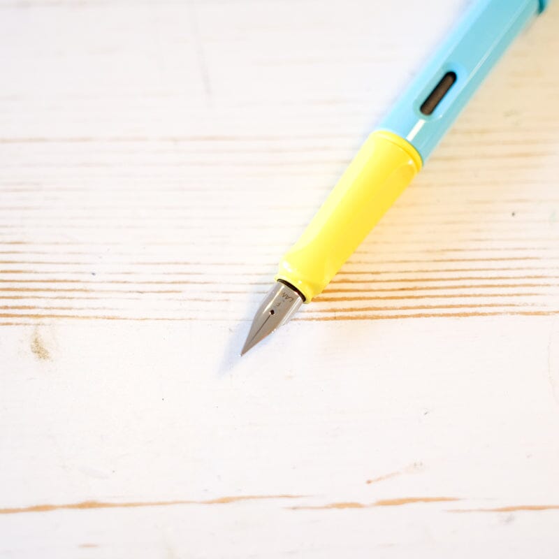 LAMY Safari Fountain Pen - Pina Colada LAMY Pen LAMY 
