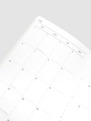 2027 Dated Travel Notebook : Monthly A5 Slim