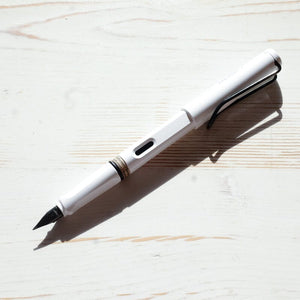 LAMY Safari Fountain Pen - White/Black LAMY Pen Papillon Press 