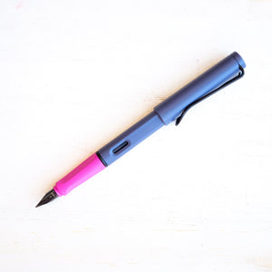 LAMY Safari Fountain Pen - Pink Cliff LAMY Pen Papillon Press 