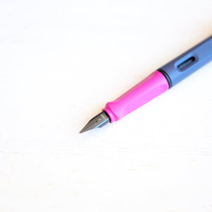 LAMY Safari Fountain Pen - Pink Cliff LAMY Pen Papillon Press 