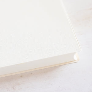MD Diary 2027 A5 Square - 1 Day 1 Page