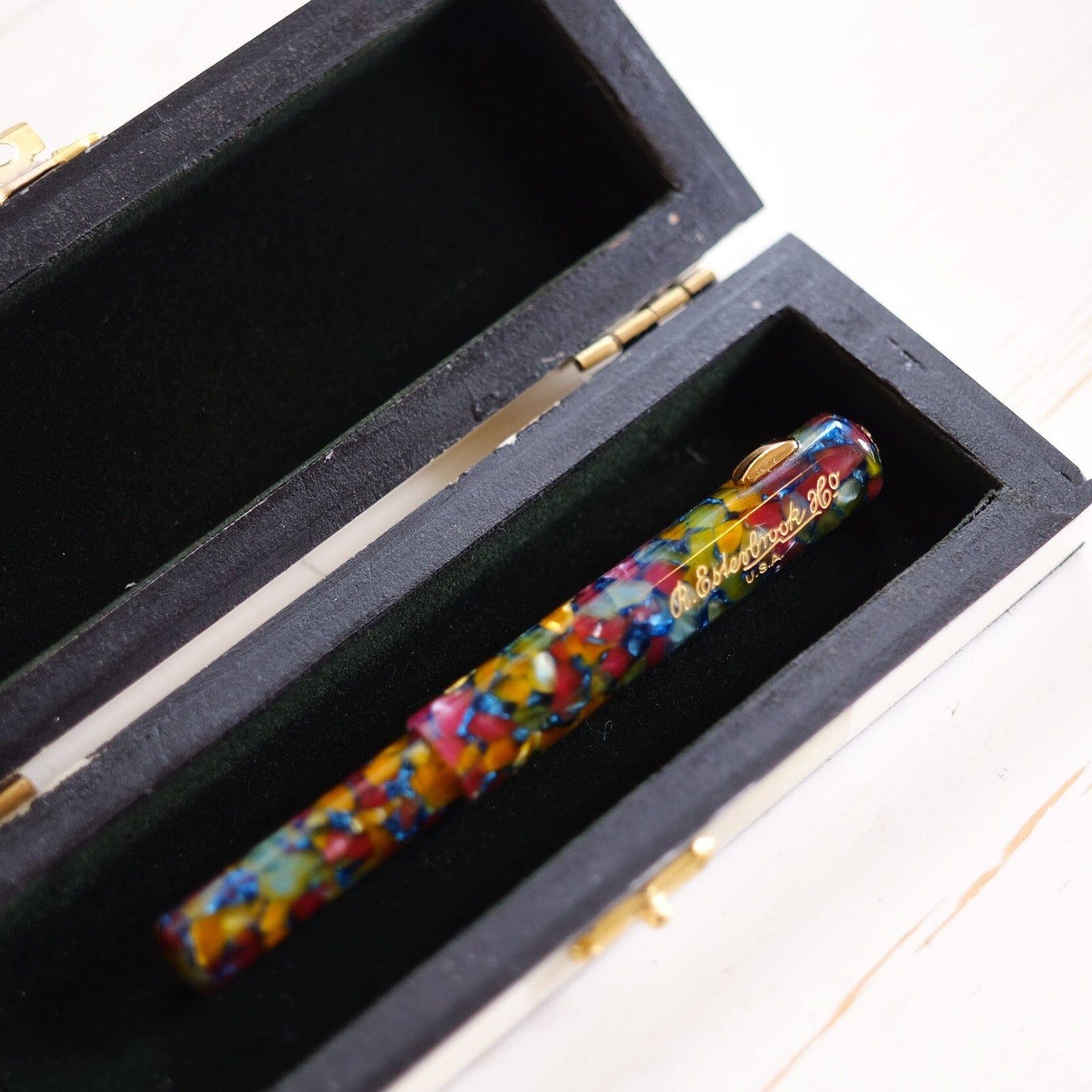 6-1/2" Scrimshaw Postage Stamp Bone Box Stamp Box Madison Bay Co. 