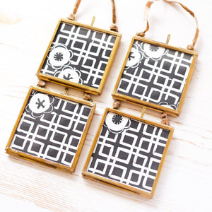 Brass Frame Ornaments Ornament Papillon Press Camellia - Black 