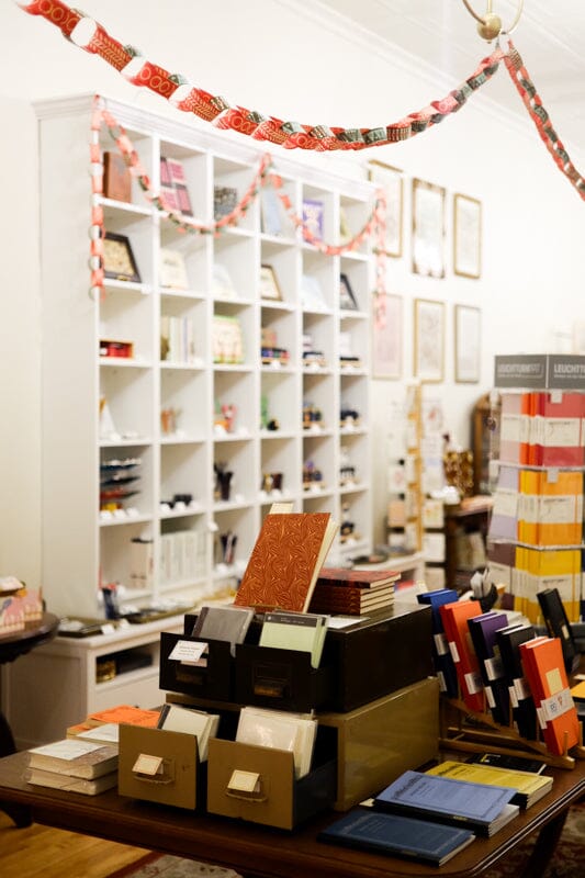 Paperchain Paperchain Cambridge Imprint 