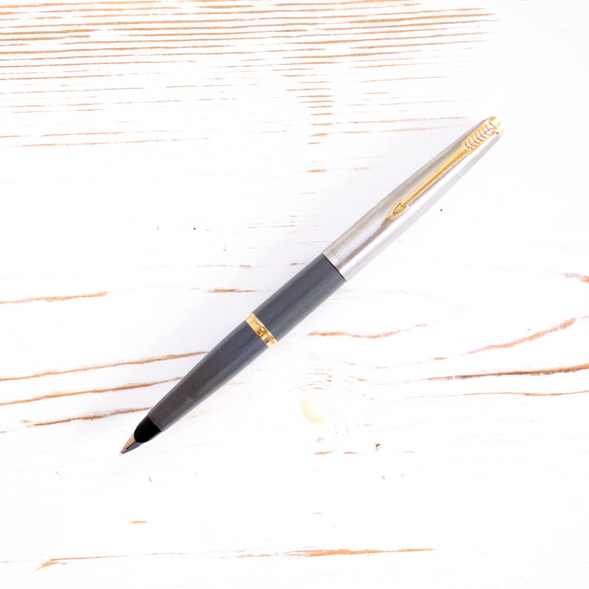 Parker 45 Fountain Pen - Gray Fountain Pen Vintage Parker 