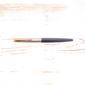 Parker 45 Fountain Pen - Gray Fountain Pen Vintage Parker 