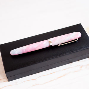 Wearingeul Literature Preface Fountain Pen - The Glass Bead Game